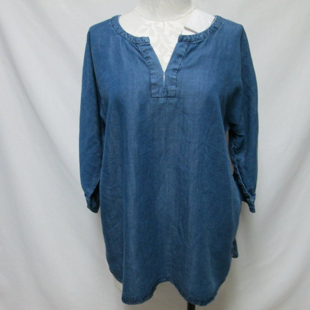 Soft Surroundings Chambray Tunic Top Blouse Slit 3/4 sleeve Size Sz Medium Md M